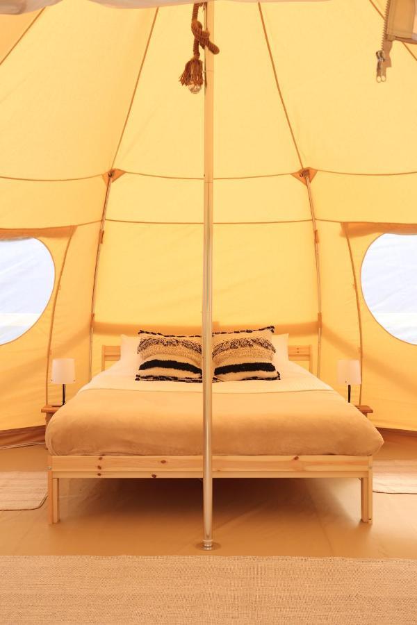 Flore'S Garden Glamping Bran  Exterior photo