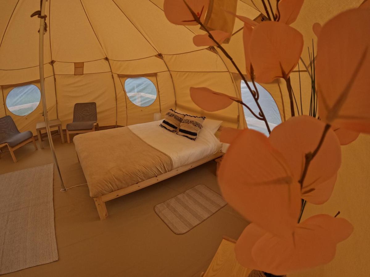 Flore'S Garden Glamping Bran  Exterior photo