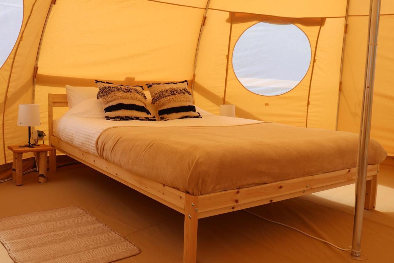 Flore'S Garden Glamping Bran  Exterior photo